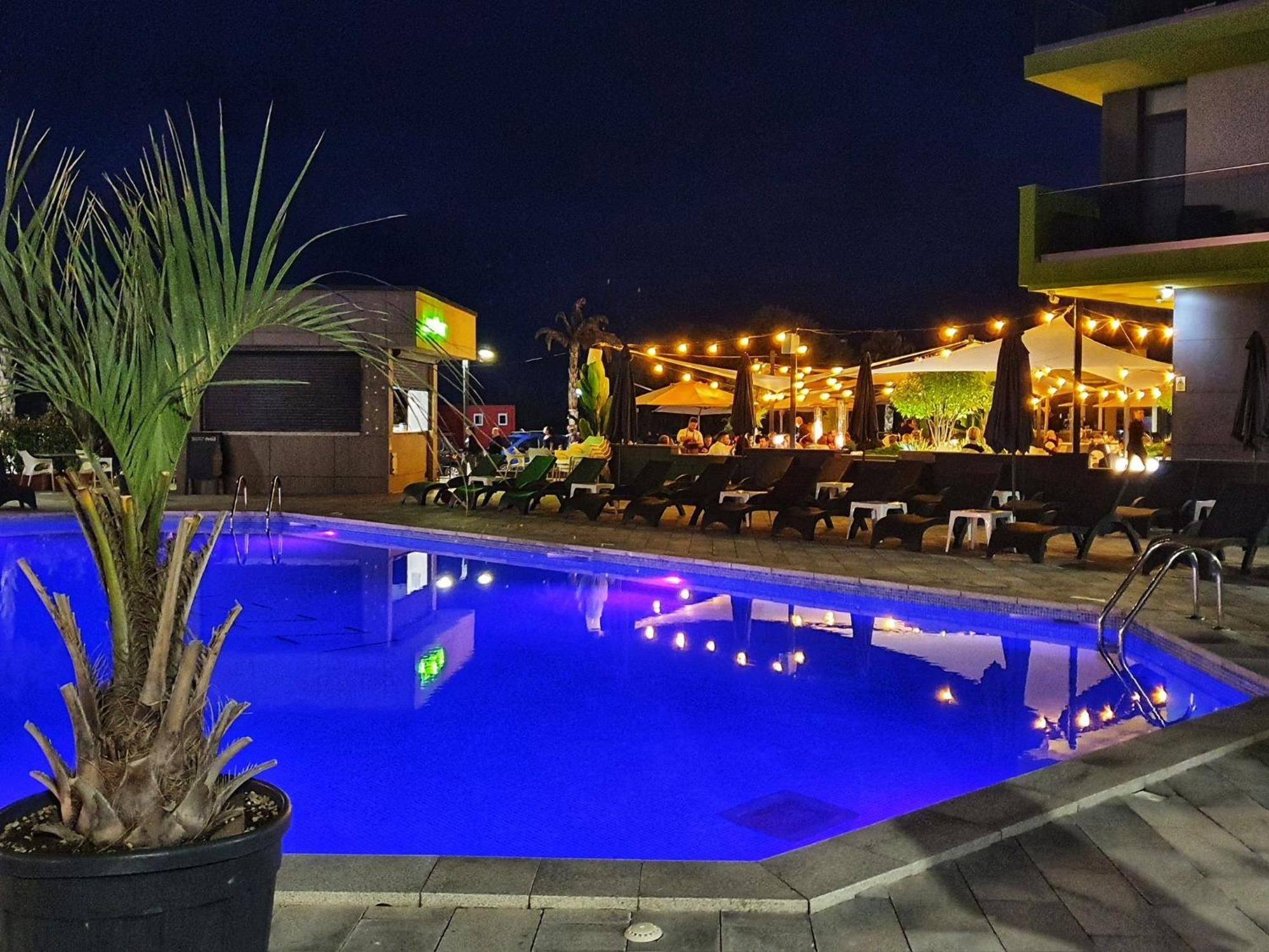 Purple Onyx - Pool & Spa Beach Resort Năvodari Exterior foto